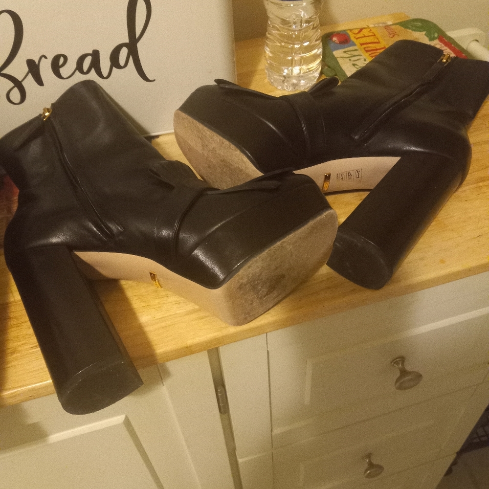 Gucci boots - Picture 2 of 4